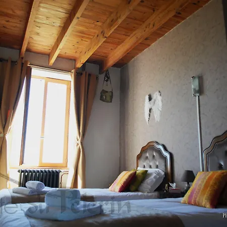 Bed & Breakfast La Halte Du Pelerin D'hotes Chérier