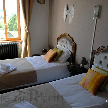 La Halte Du Pelerin D'hotes Cherier