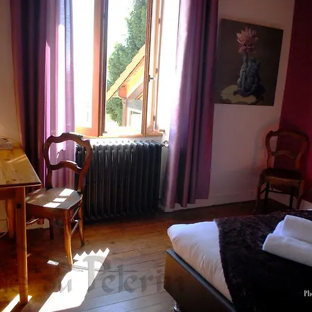 La Halte Du Pelerin D'hotes Bed & Breakfast Cherier